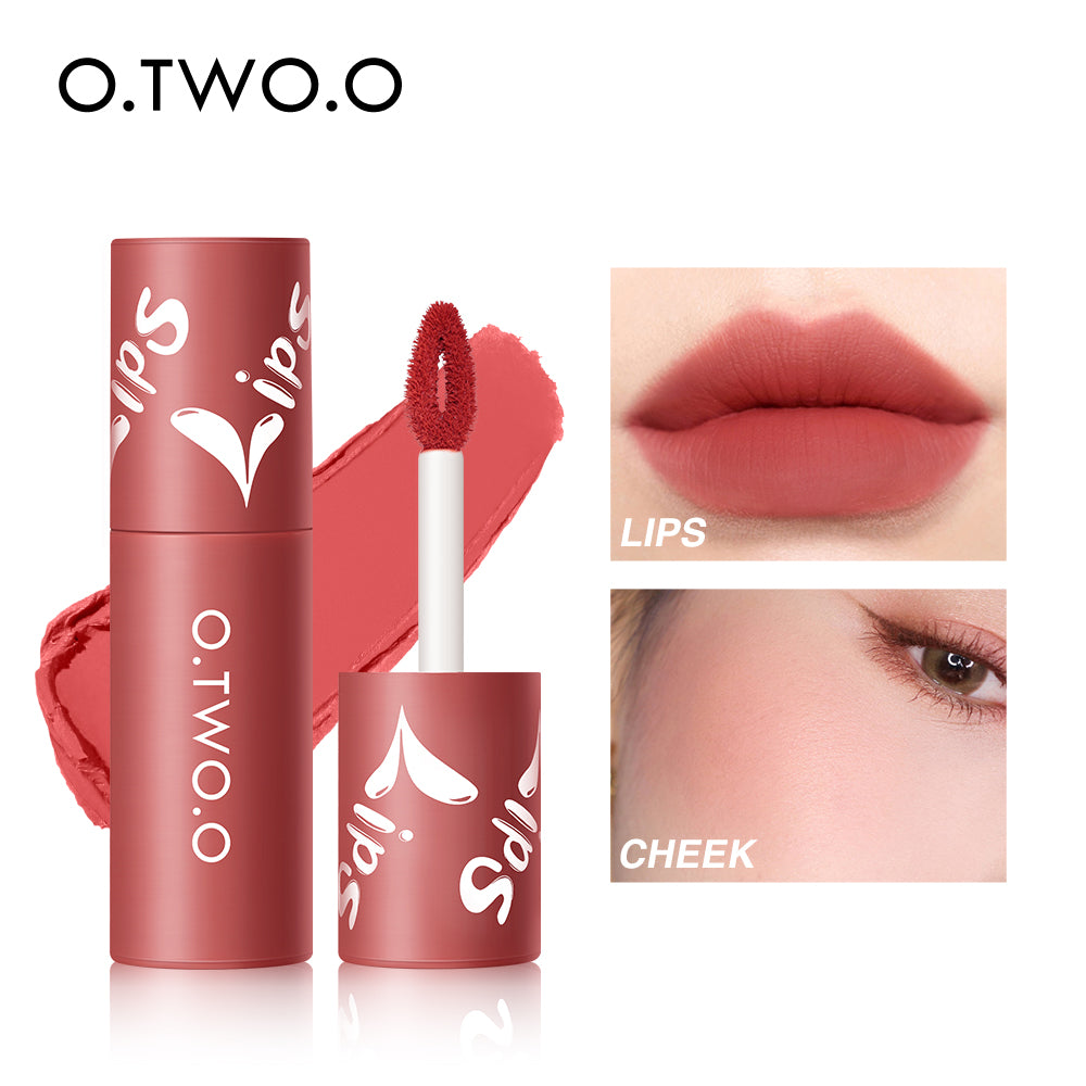Long-Lasting Matte Lipstick