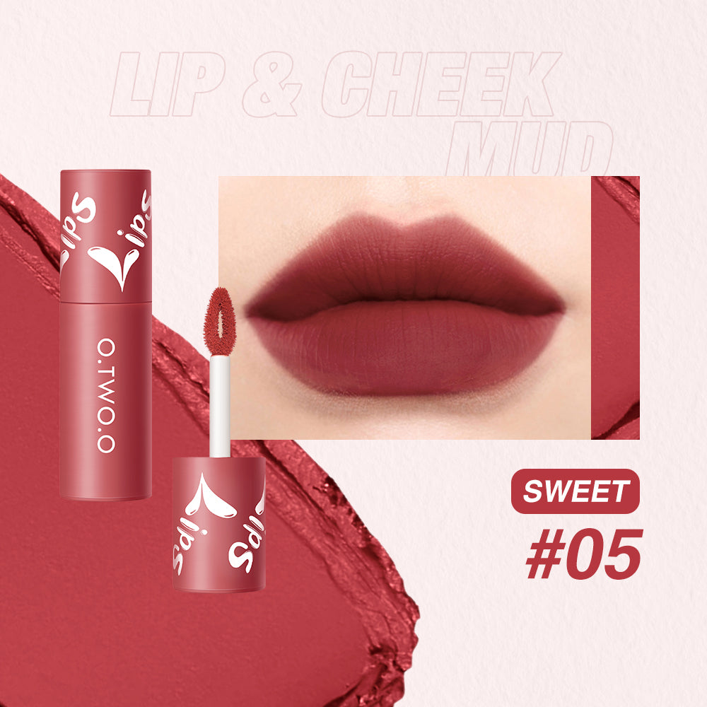 Long-Lasting Matte Lipstick