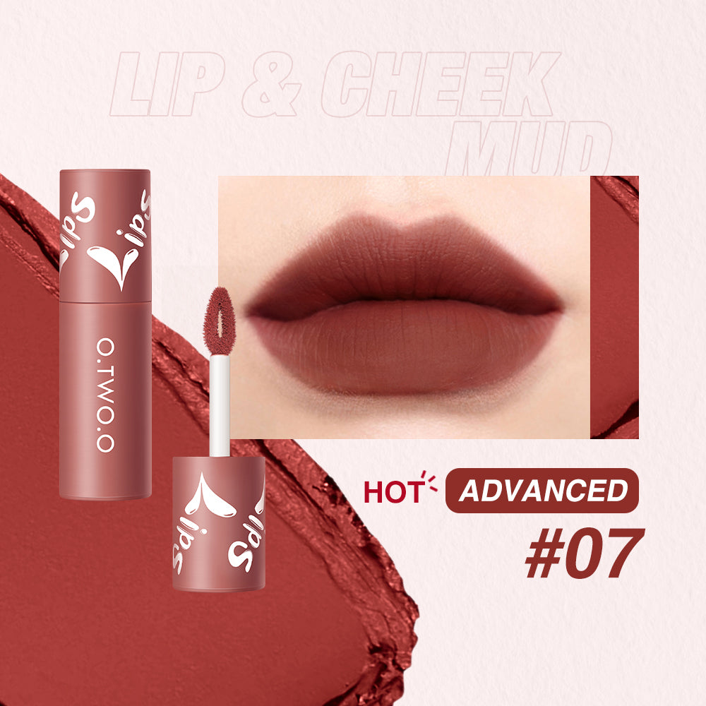 Long-Lasting Matte Lipstick